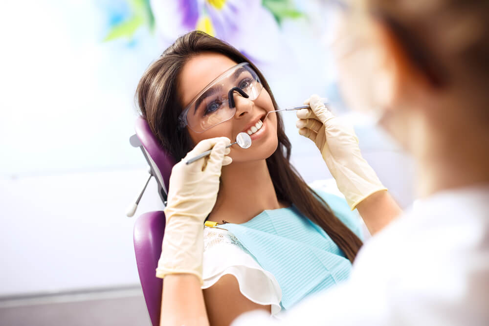 who offers dental implants greenville sc?